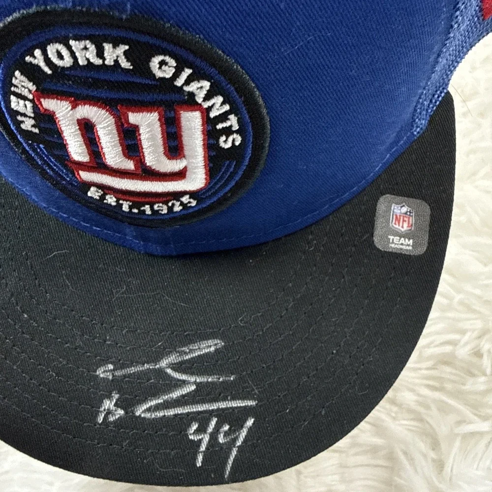 Victor Cruz Autographed New York Giants Hat